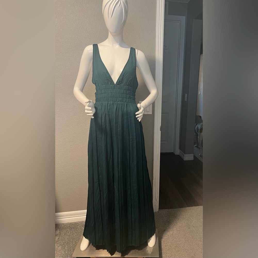 NWT Dance & Marvel Elegant Green Maxi Dress size M